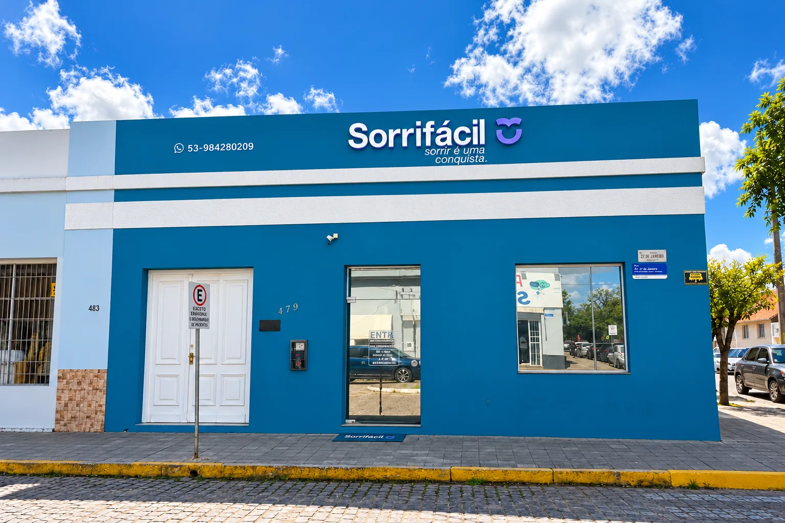 Fachada da Sorrifácil Jaguarão na Av. Vinte e Sete de Janeiro